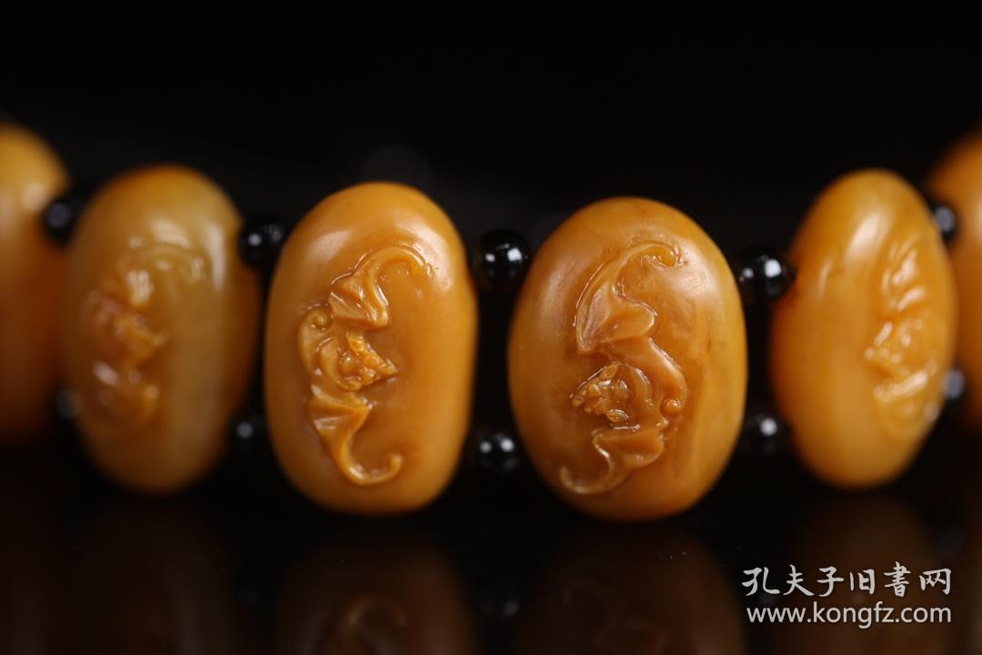老田黄手串,蝙蝠纹随形手串