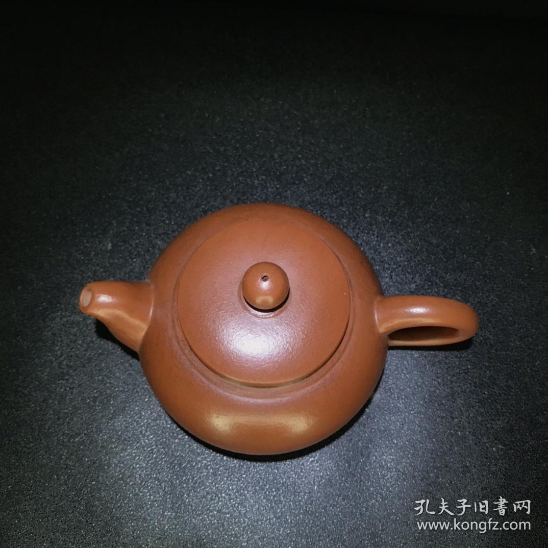 精品珍藏紫砂壶 品茗:禅缘 底款:徐方怀 材质:紫砂 容量:350cc 出水孔