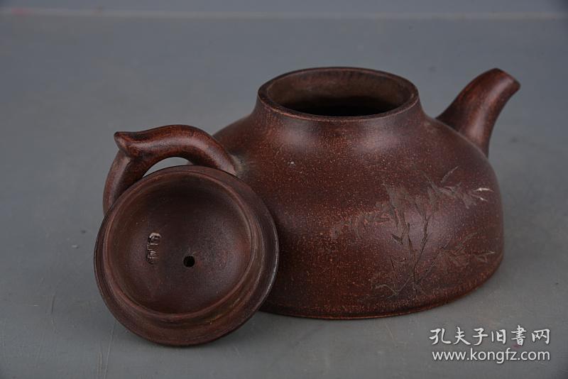 吴月亭制精品紫砂壶
