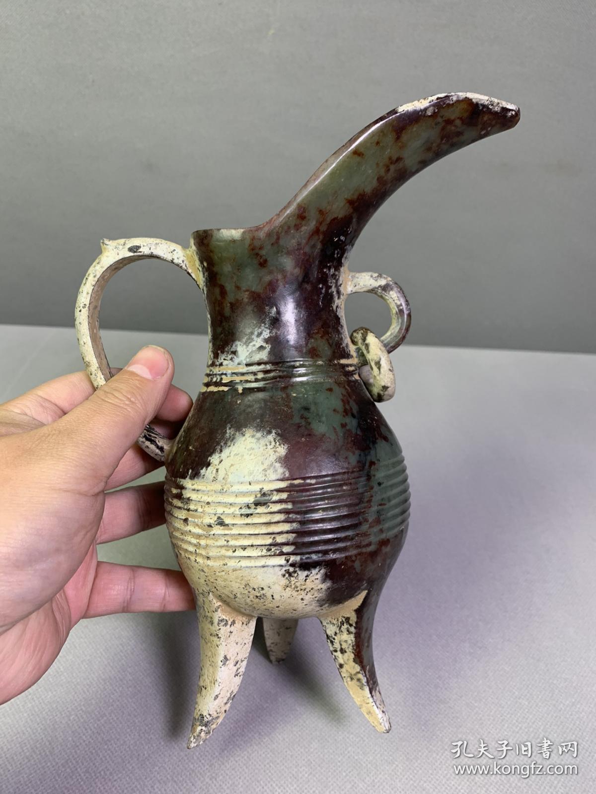 汉代和田玉酒壶,选材上乘,玉质莹润,工艺细腻,泌色自然,包浆老道,寓意