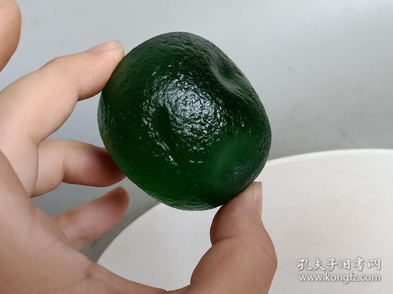 乡下收的少见的绿晶石琉璃珠
