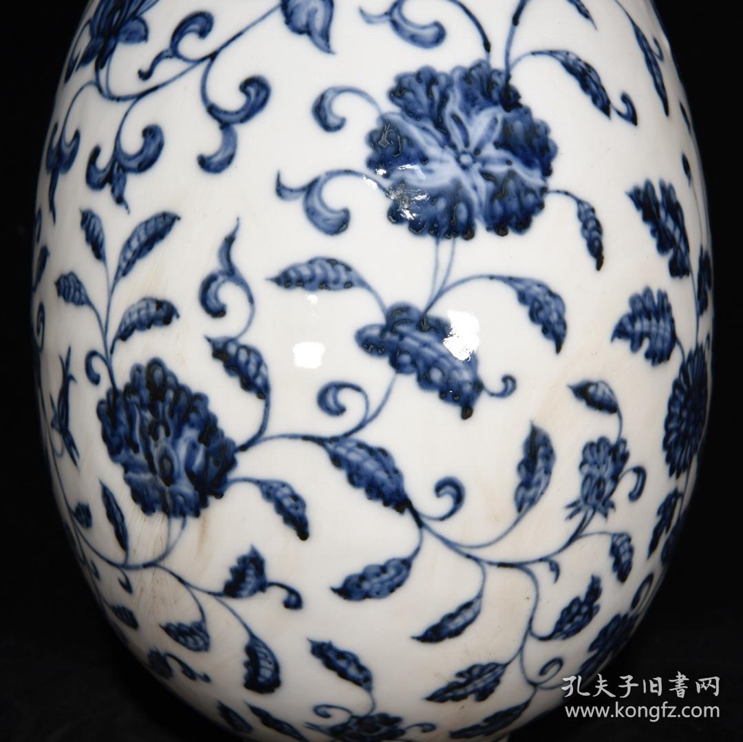 hreh明宣德青花缠枝花卉纹抱月瓶,31×23×16hreh