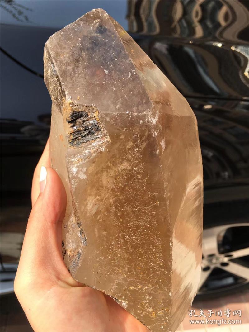 水晶原石,稀有特大黄水晶原石,质地细腻,非常不错可遇
