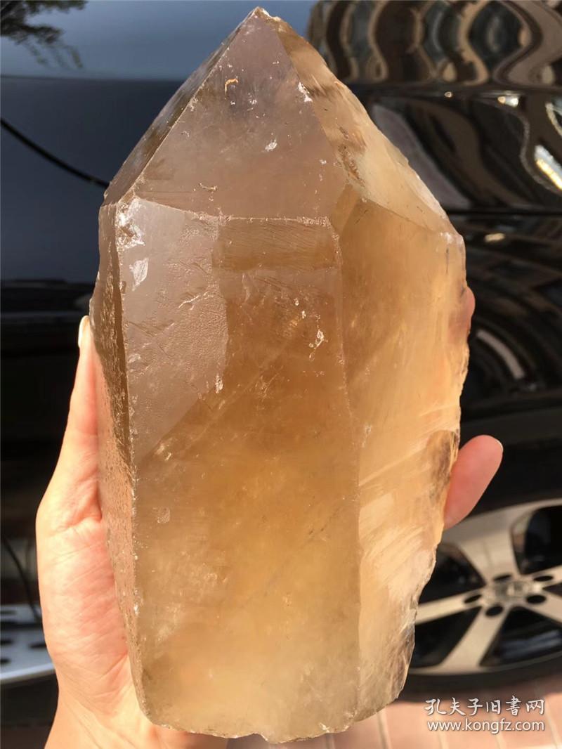 水晶原石,稀有特大黄水晶原石,质地细腻,非常不错可遇