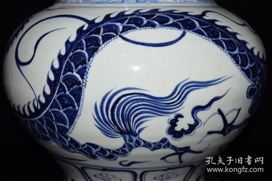 元代青花龙纹罐