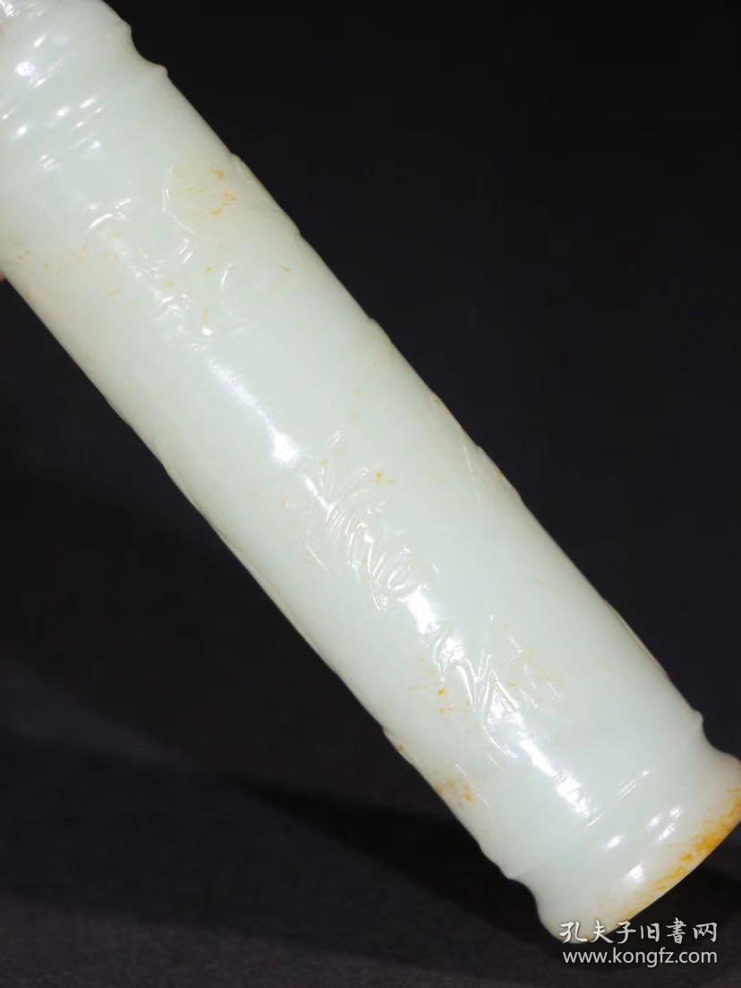 【晚清 和田玉"一品当朝"翎管】尺寸:长9.5cm宽2cm重56克.