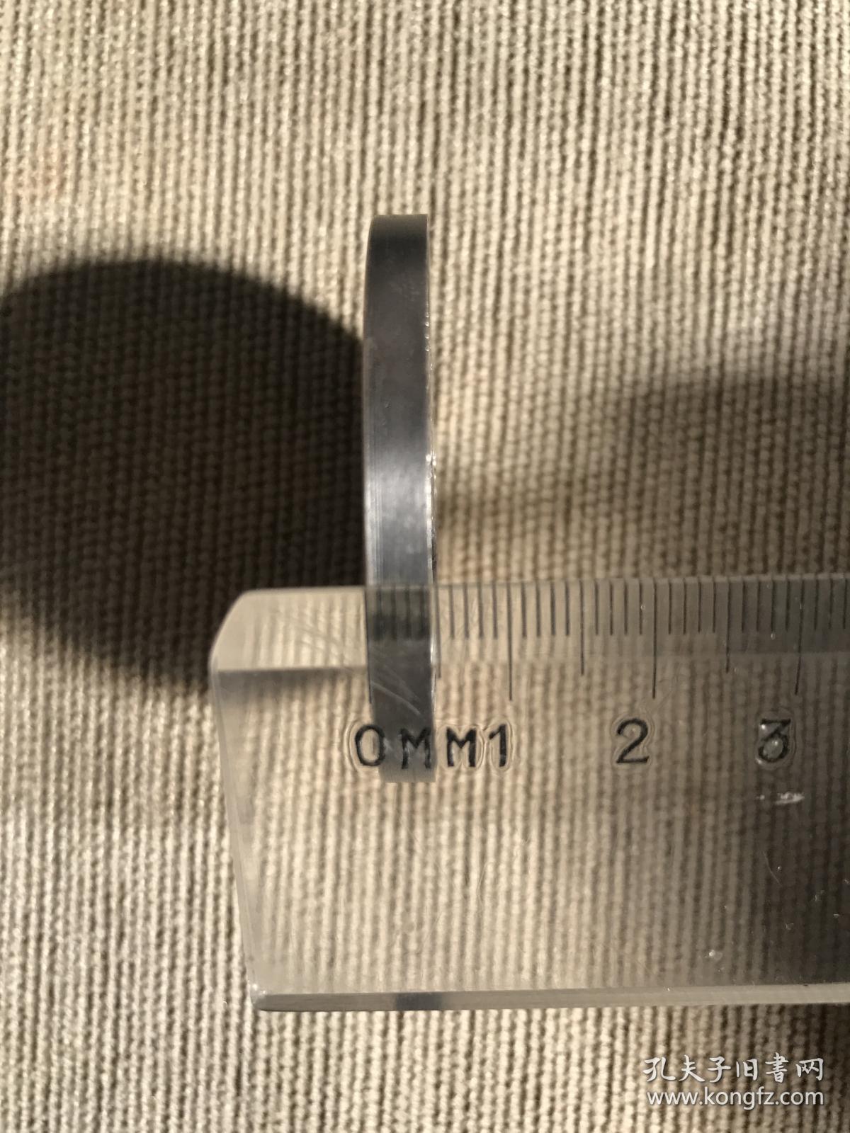 8x0.3cm 重70克