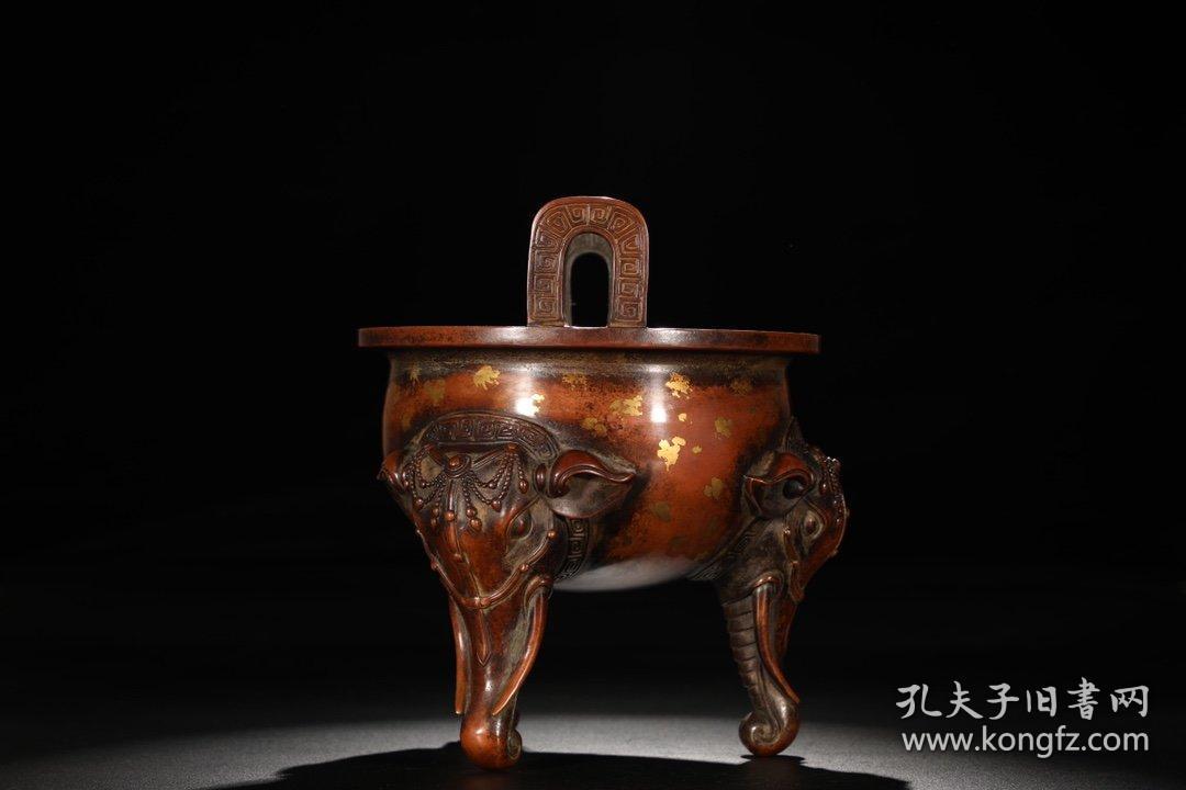明 精铸铜胎点金洒金象足炉