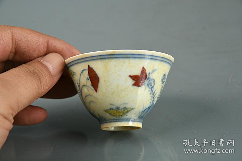 大明成化年制斗彩三秋杯