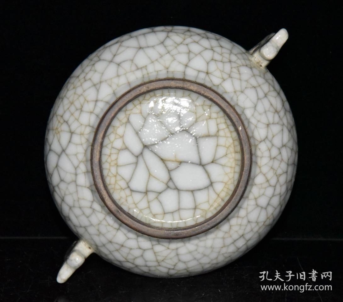 老瓷器秒杀 宋代官窑开片双耳香炉
