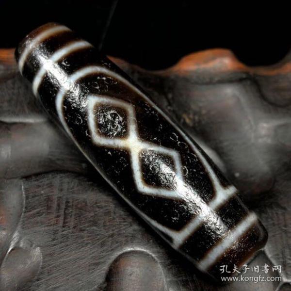 最利金命和水命之人.象征夫妻和睦,家庭美