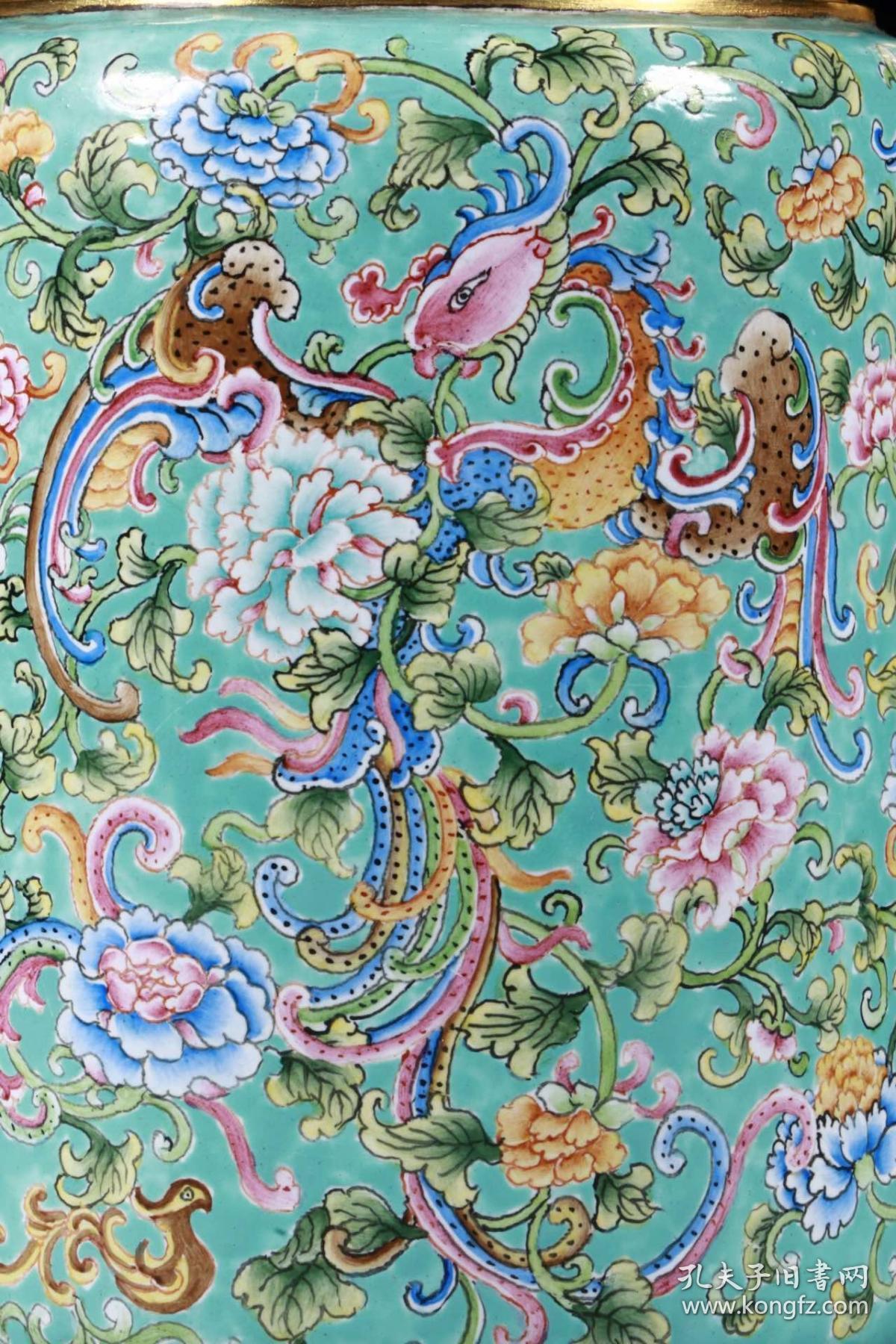 旧藏:乾隆款·珐琅彩凤凰穿花纹烛台