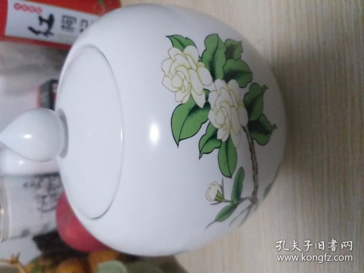 吴裕泰茉莉花瓷罐大茶叶罐 13×12cm