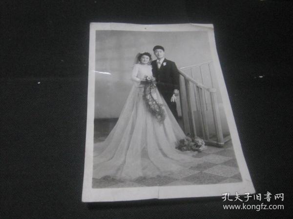 婚纱照老照片_婚纱照风格