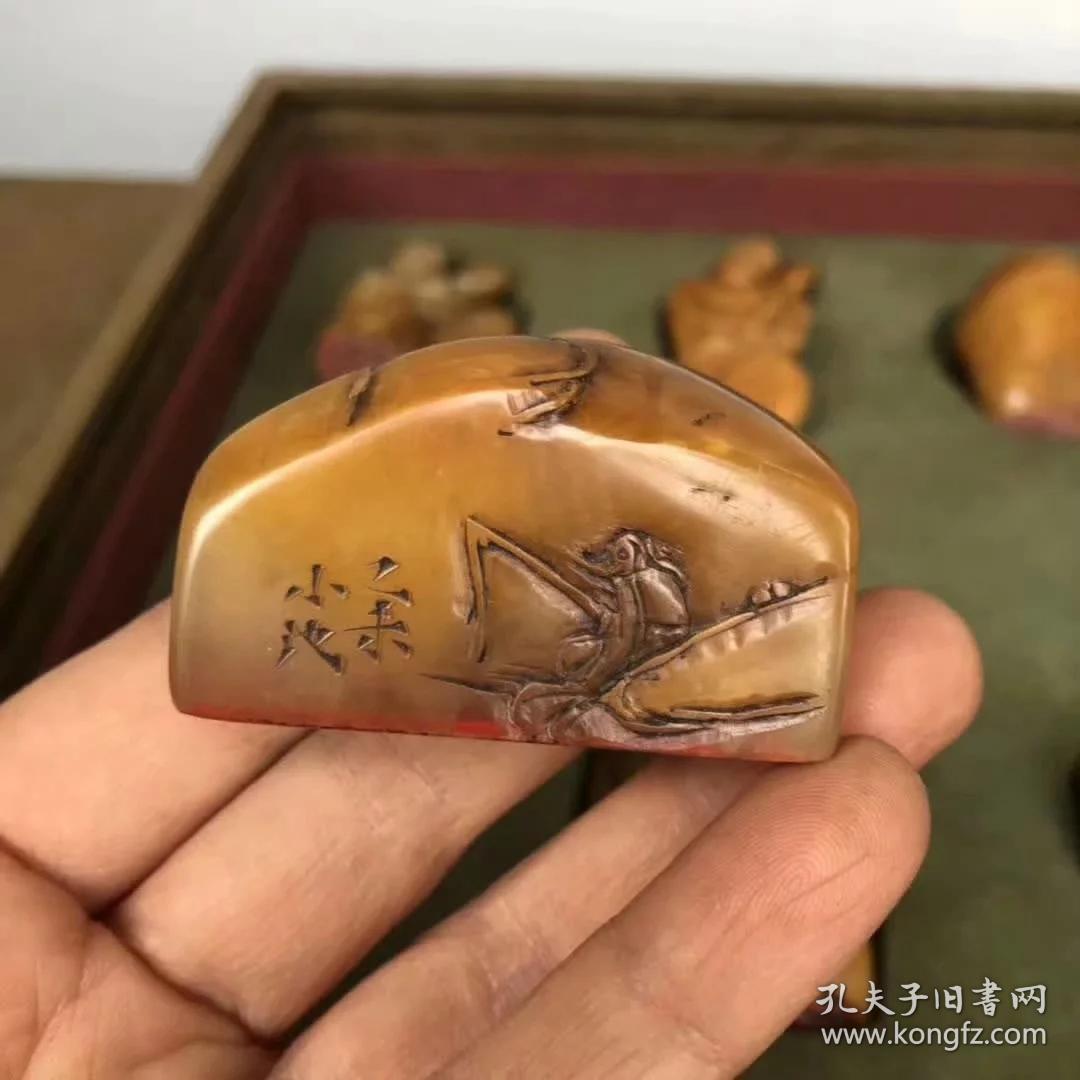 明清老寿山田黄人物印章一套610克mnm