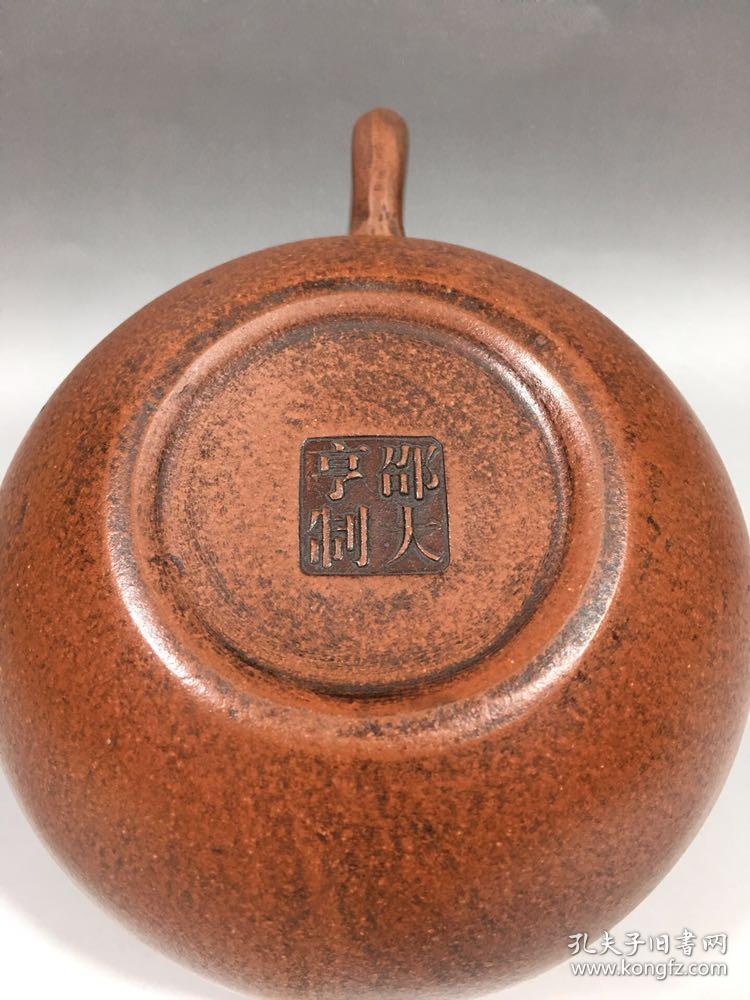 邵大亨出生于清代动荡时期,是继时大彬,陈鸣远之后紫砂艺术达750
