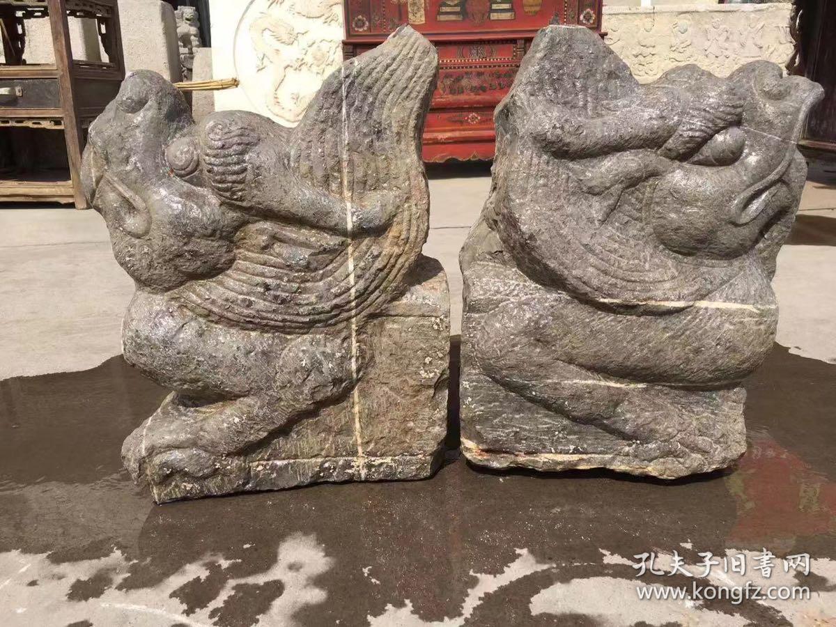 明代青石龙头一对,品相完好,造型美观,c雕刻精美,包浆