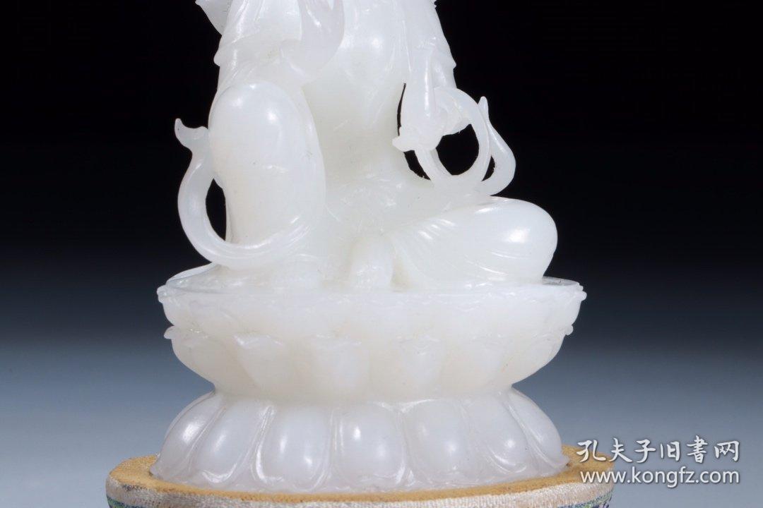 和田白玉观音坐像,简介:和田白玉材质,质地细腻,密度大,白度一级,面颊