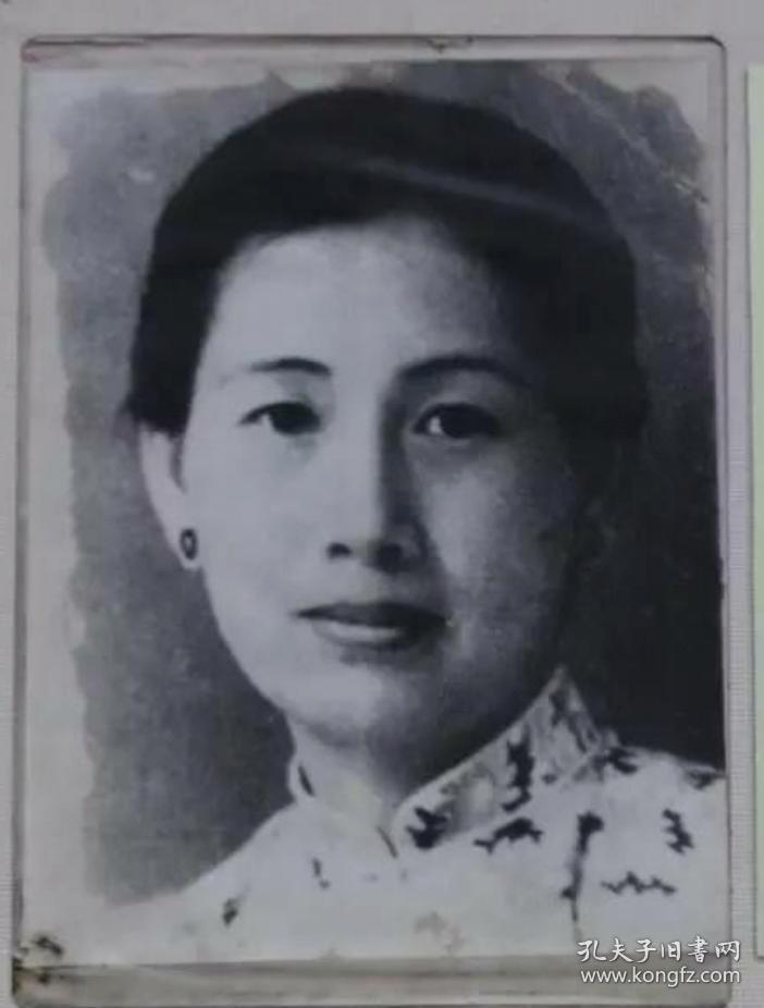 叶挺夫人李秀文及家庭等老照片8张5吋的hw