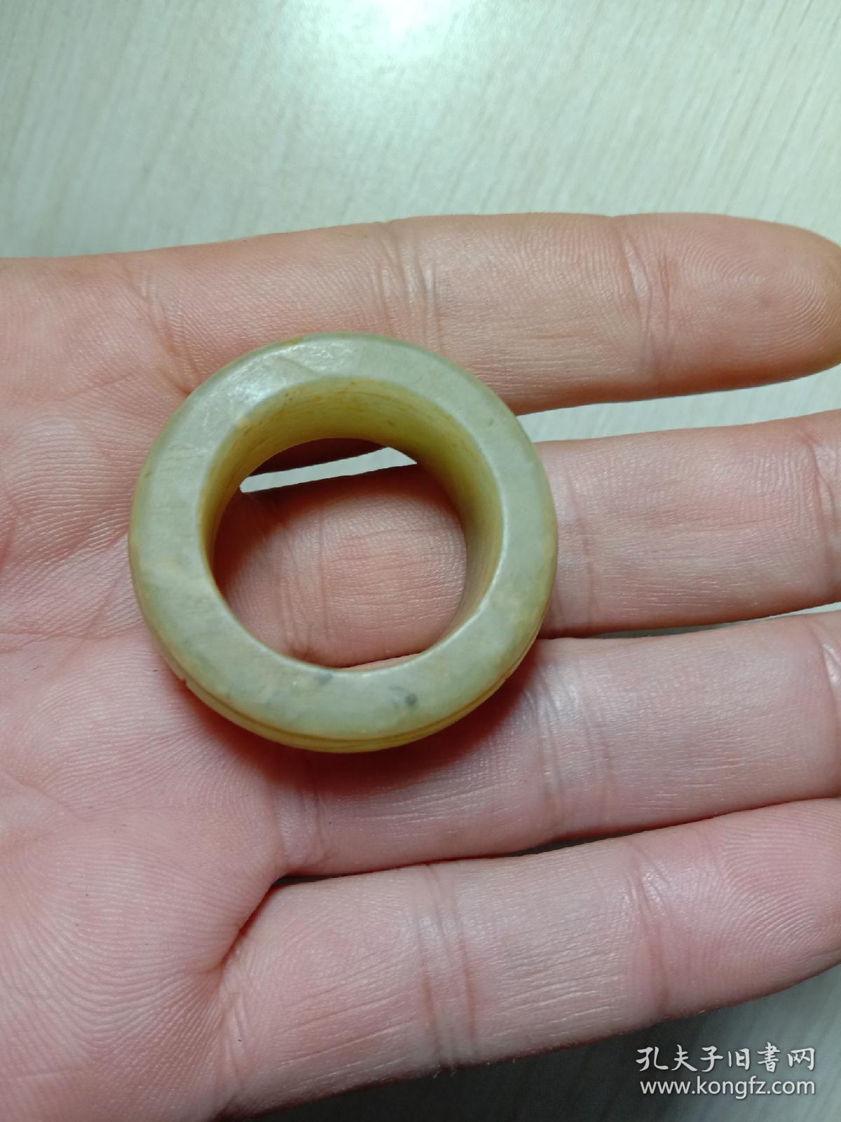 宋代老玉扳指一个