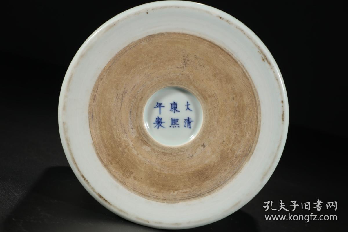 清代,"大清康熙年制"釉里红麒麟纹笔筒 尺寸:高17口14