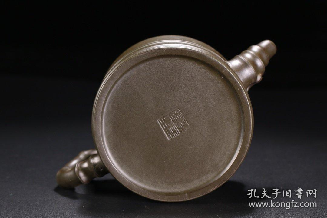 旧藏名家王国圣款竹节纹紫砂壶
