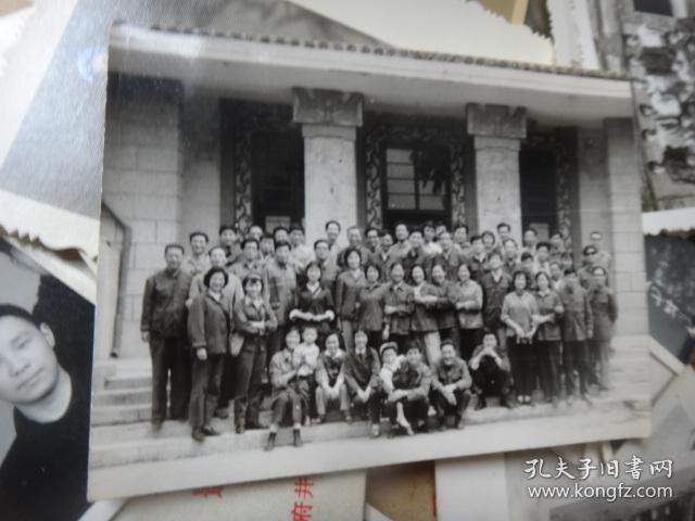武汉大学考古学教授杨宝成 老照片120余枚(大小不一)主要是五六十年代
