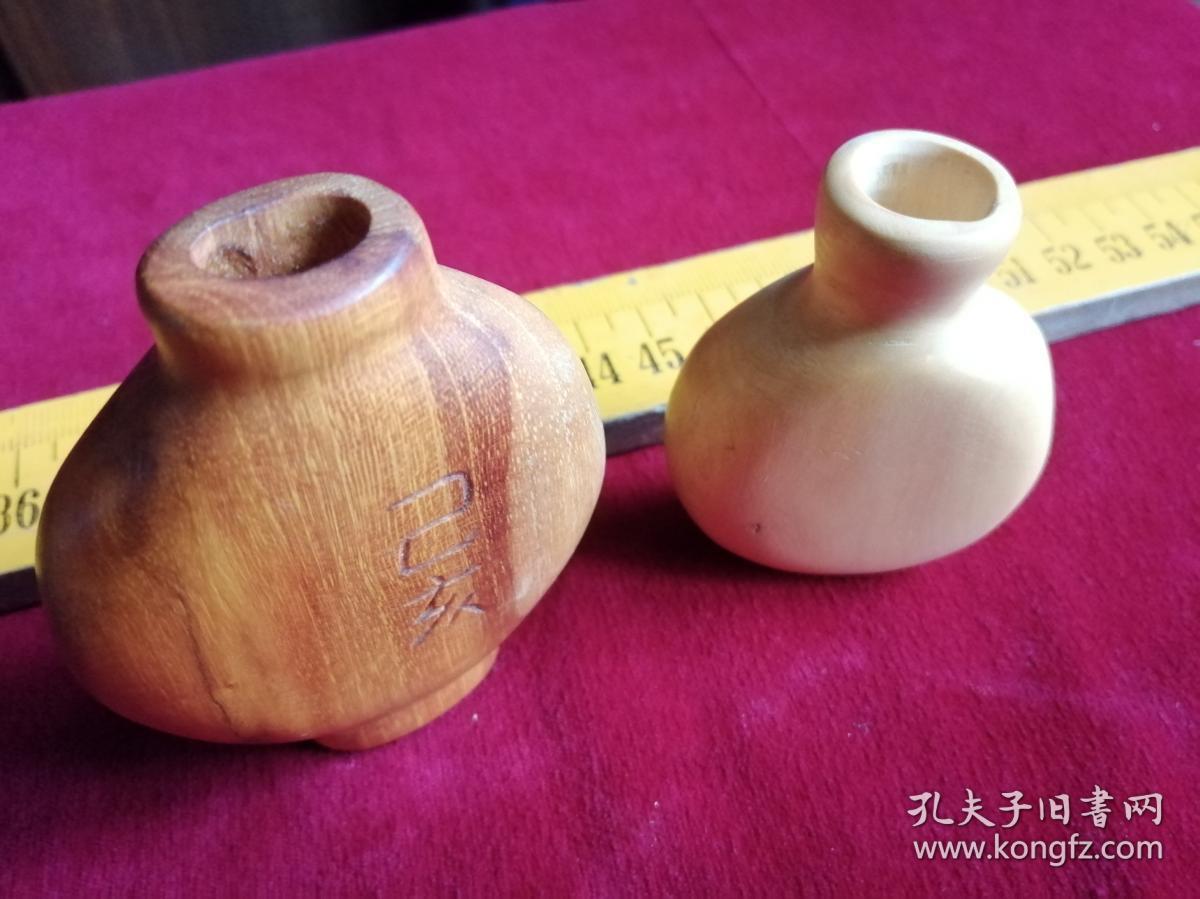 手把件:柘木鼻烟壶,小叶黄杨小瓶,价格是任选一个,本人手工制作