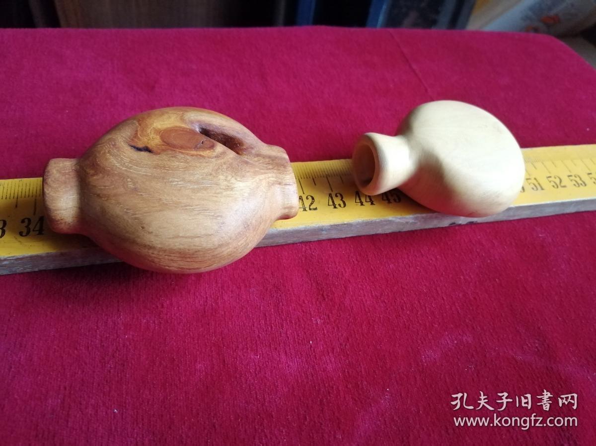 手把件:柘木鼻烟壶,小叶黄杨小瓶,价格是任选一个,本人手工制作