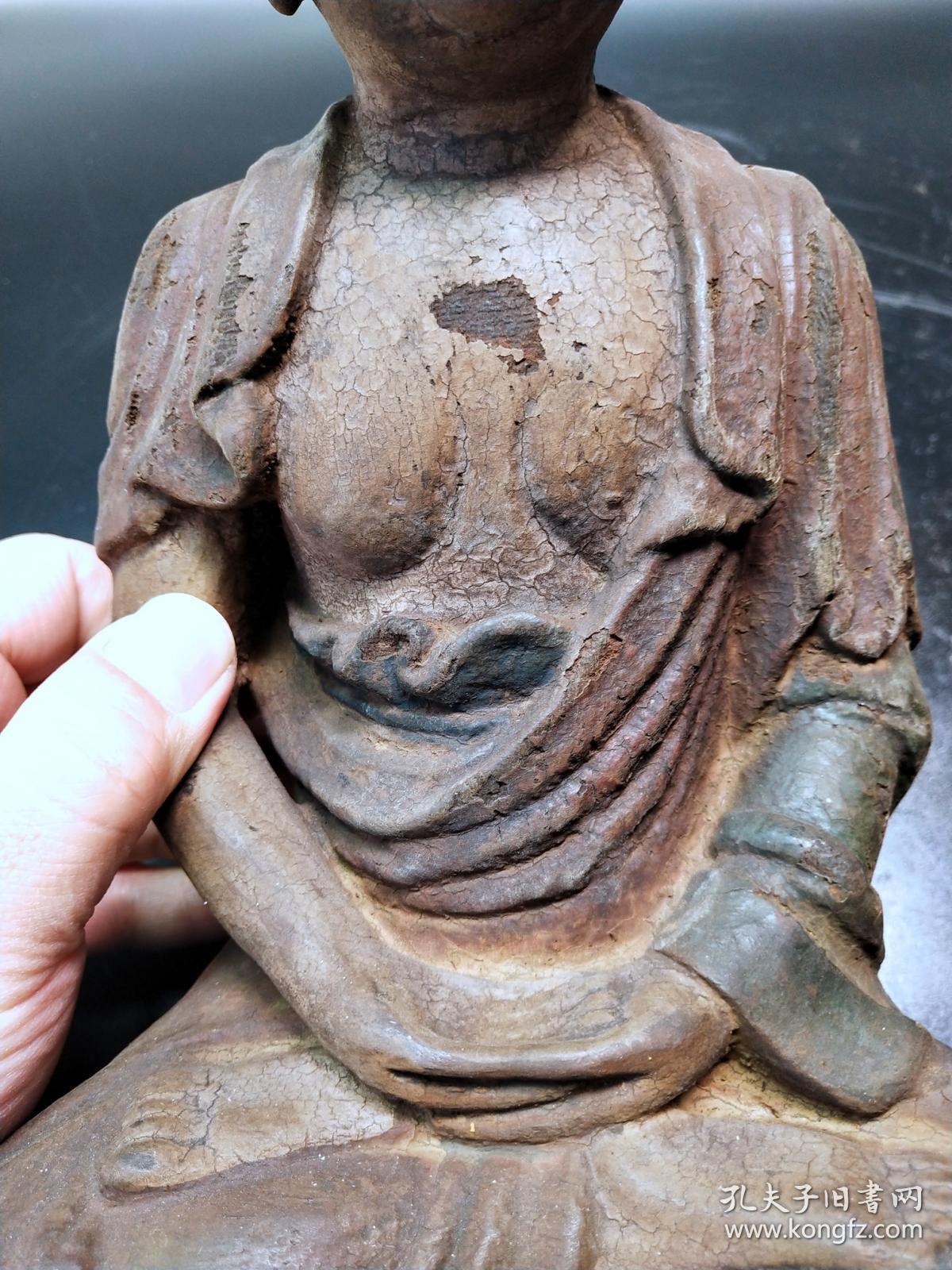 宋朝木雕佛像