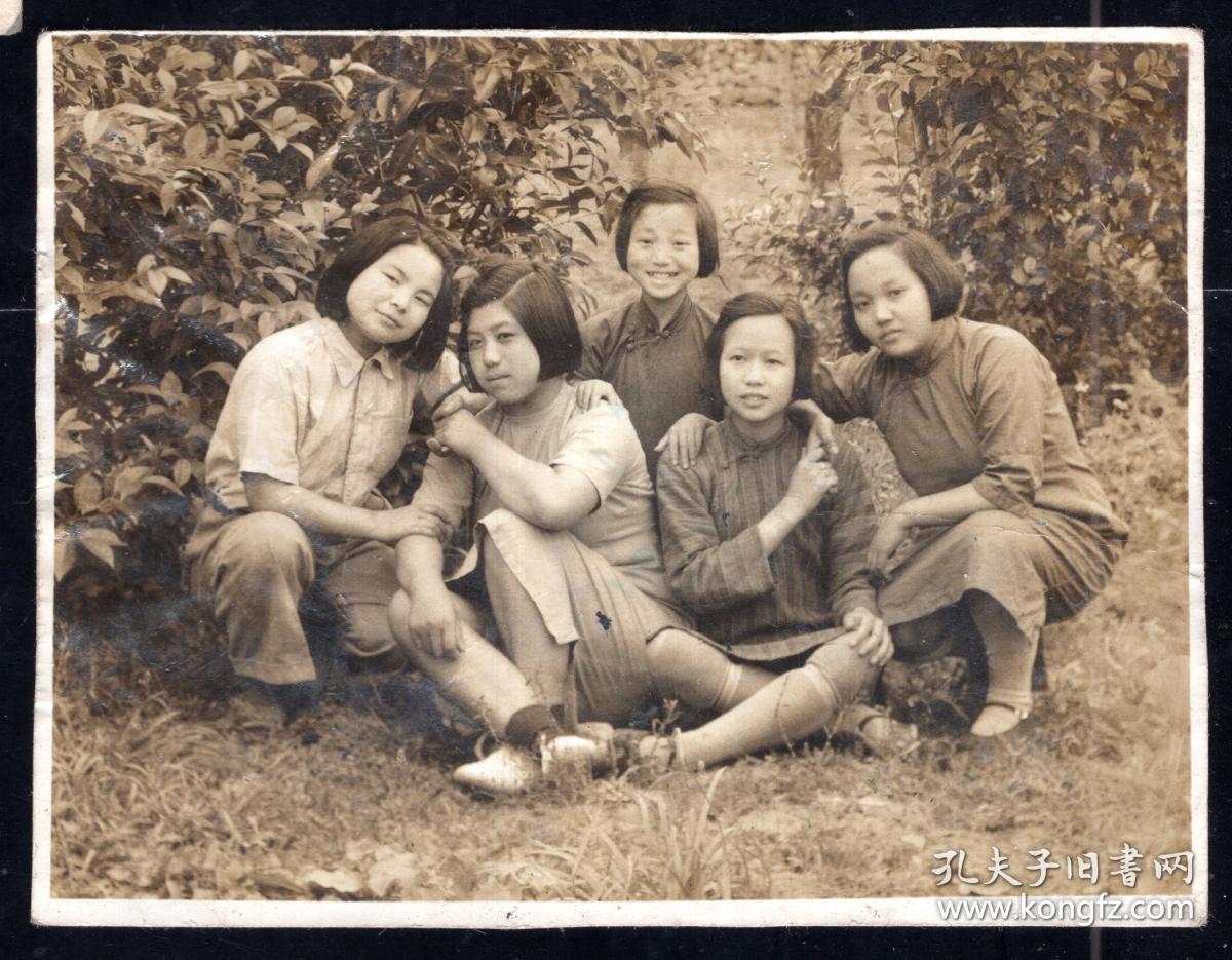 民国,美女学生老照片,老师和女学生老照片,共2张