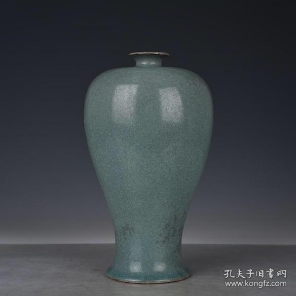 北宋汝窑天青釉冰裂纹梅瓶l