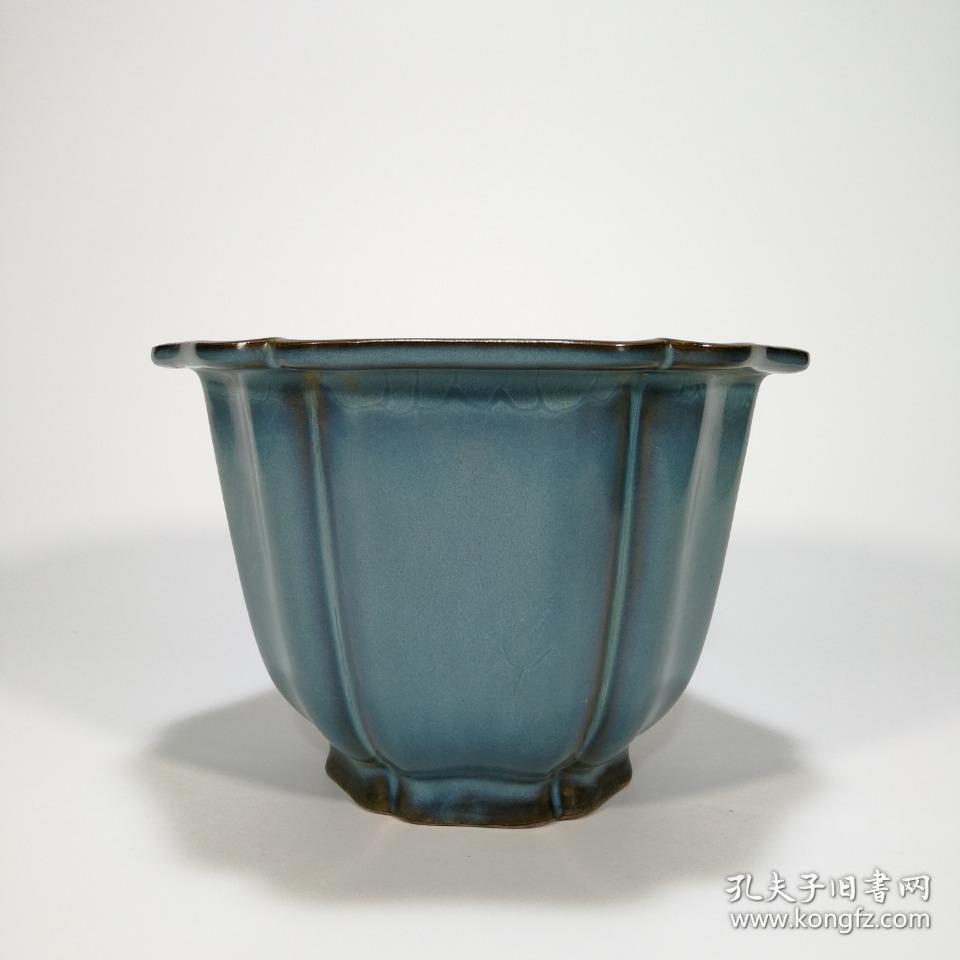宋代钧窑天蓝釉六方花盆