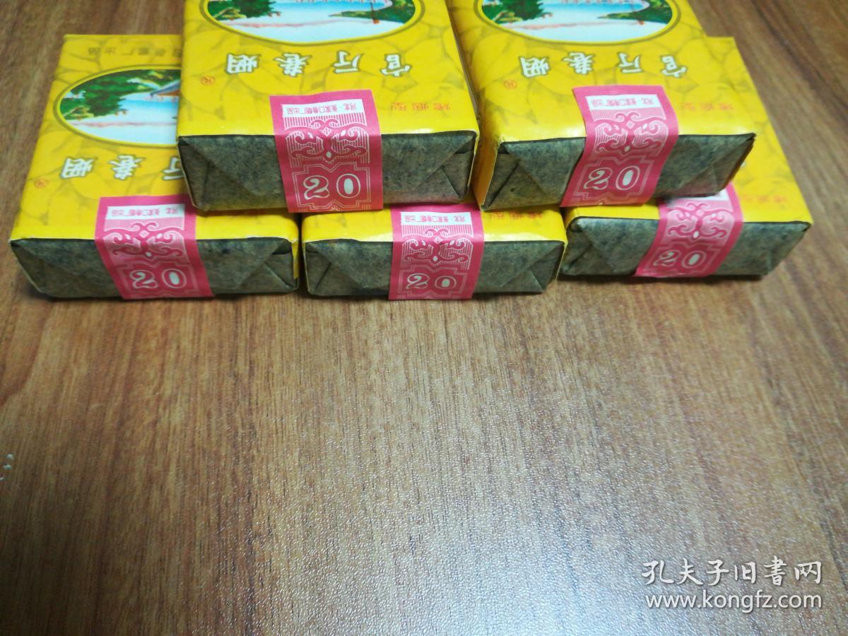 老官厅老香烟(包装完好)有老包装纸,5盒合售