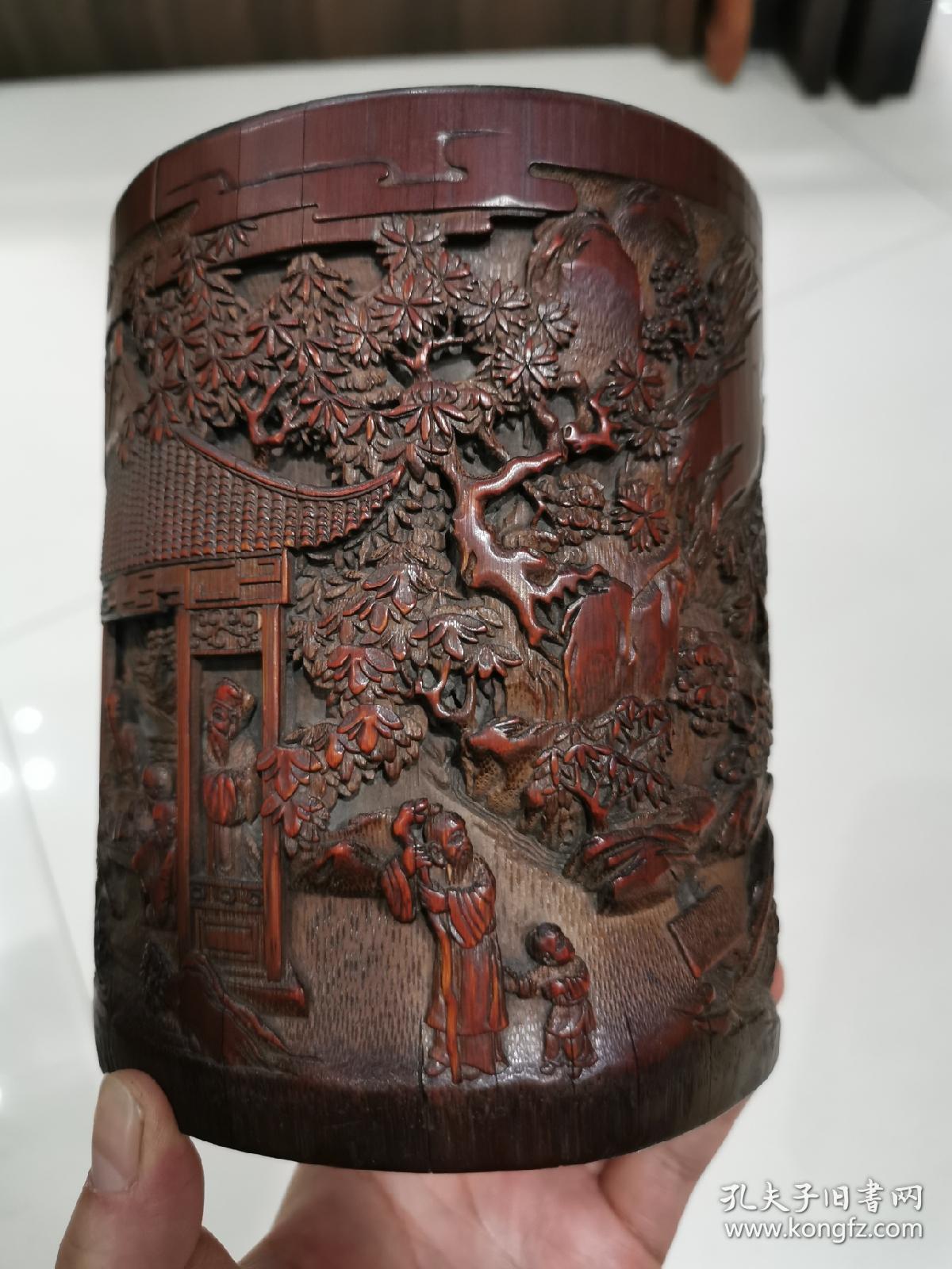 清代竹雕笔筒老竹雕笔筒