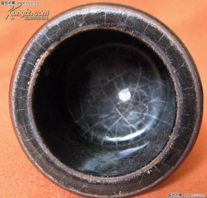 南宋溪口窑黑胎墨绿釉香炉