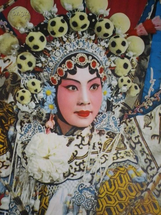 京剧杨门女将---穆桂英(剧照,李炳淑饰)年画 2k