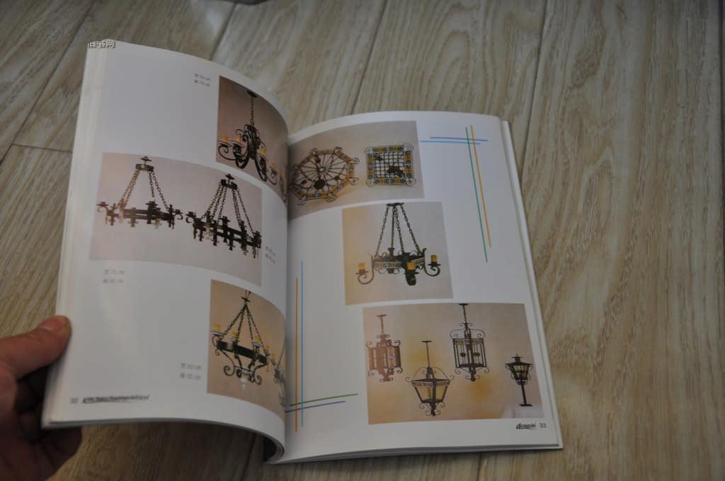 "新潮装饰铁艺----灯饰.(16开,全彩图册)"