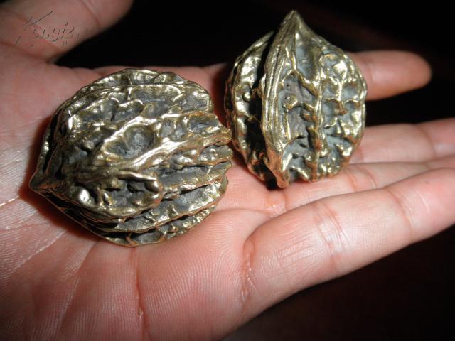 【文房雅玩】实心《铜核桃》一对,重400克