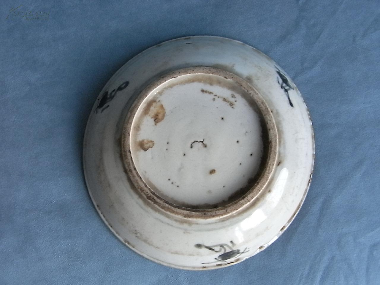 明代民窑青花小碟 太阳花图案