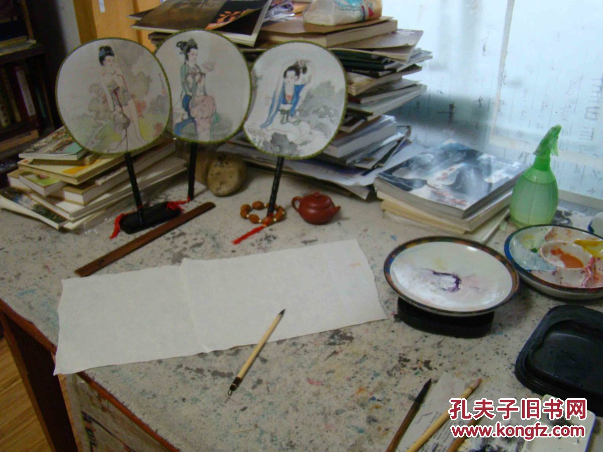 团扇摘花仕女图水墨手绘真迹周建刚作