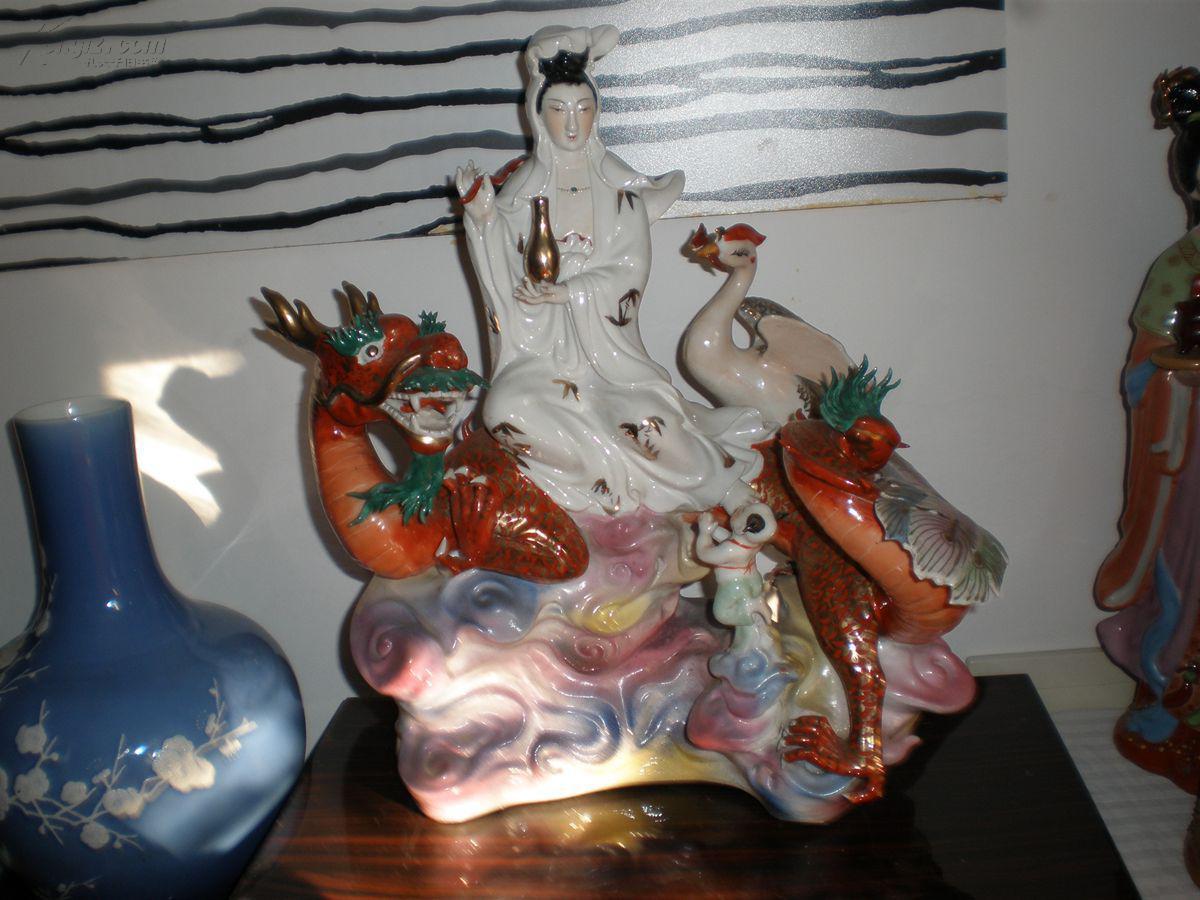 五十年代老厂货雕塑瓷景德镇陶瓷工艺美术合作社款的龙凤呈祥观音瓷雕