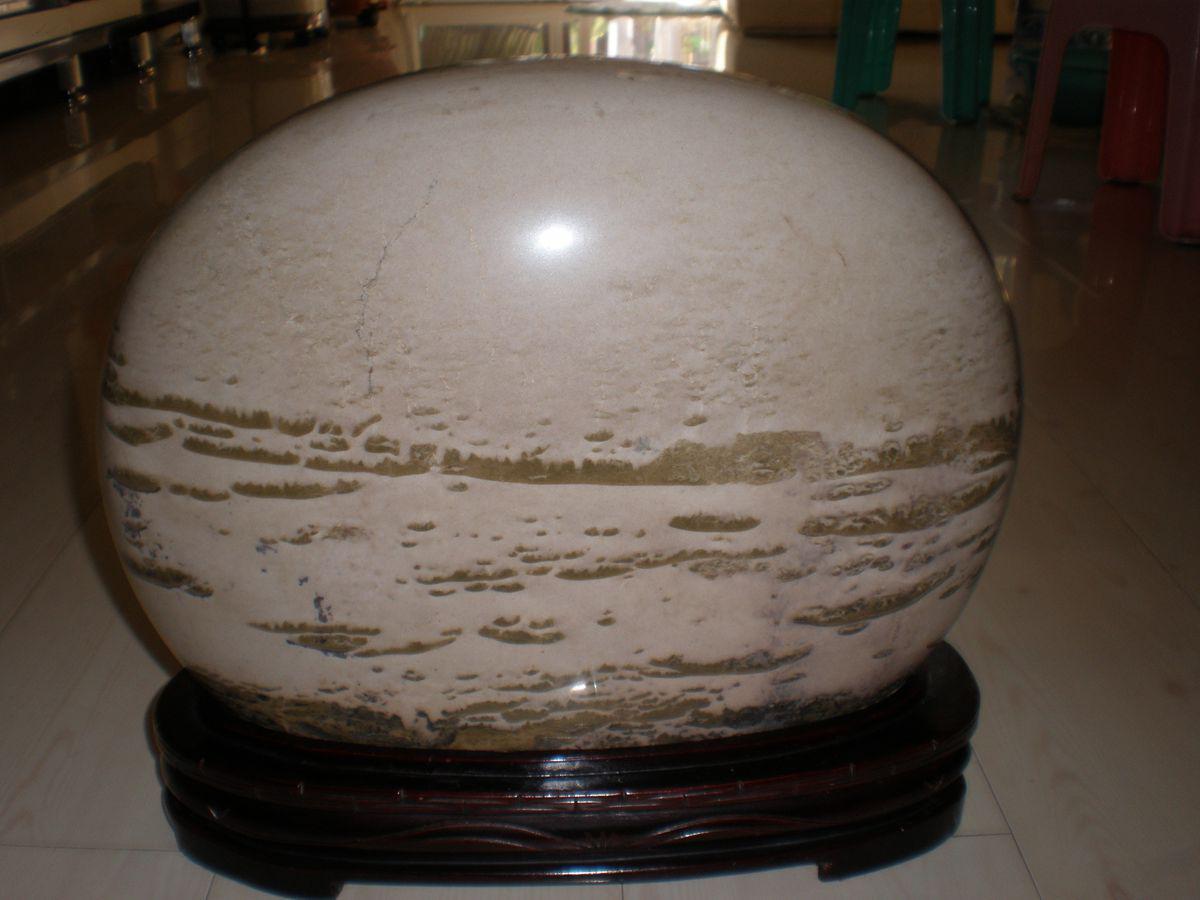 中国名石:清江石原石大型绿色双面风景画面