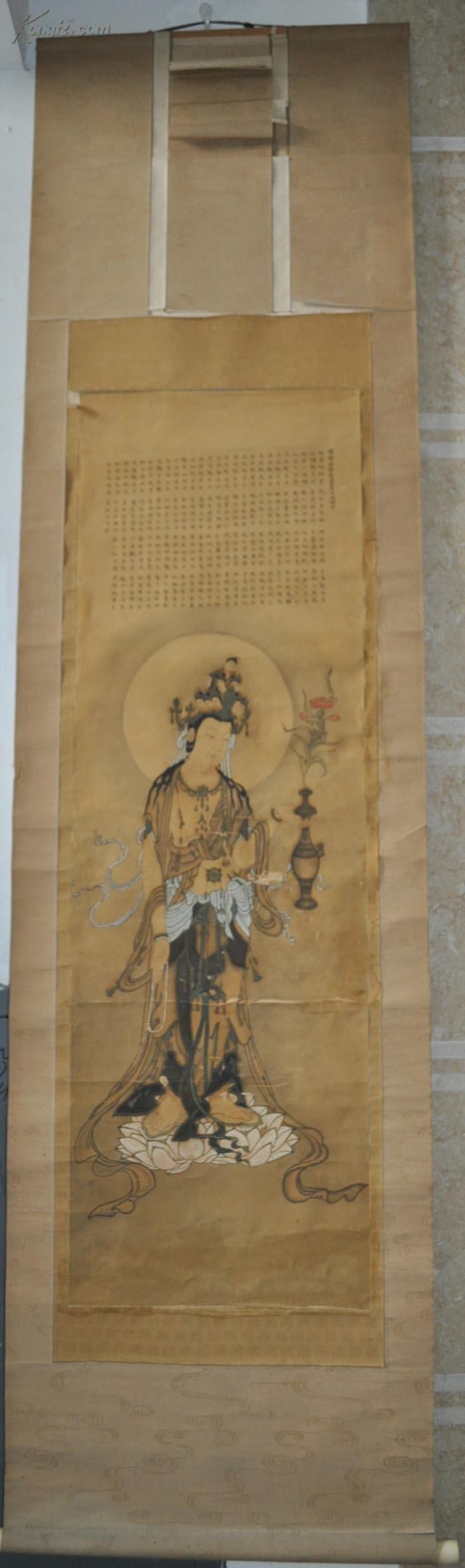 一幅画工绝对精美的工笔绢本古画【菩萨】立轴 蝇头小楷提拔 无款