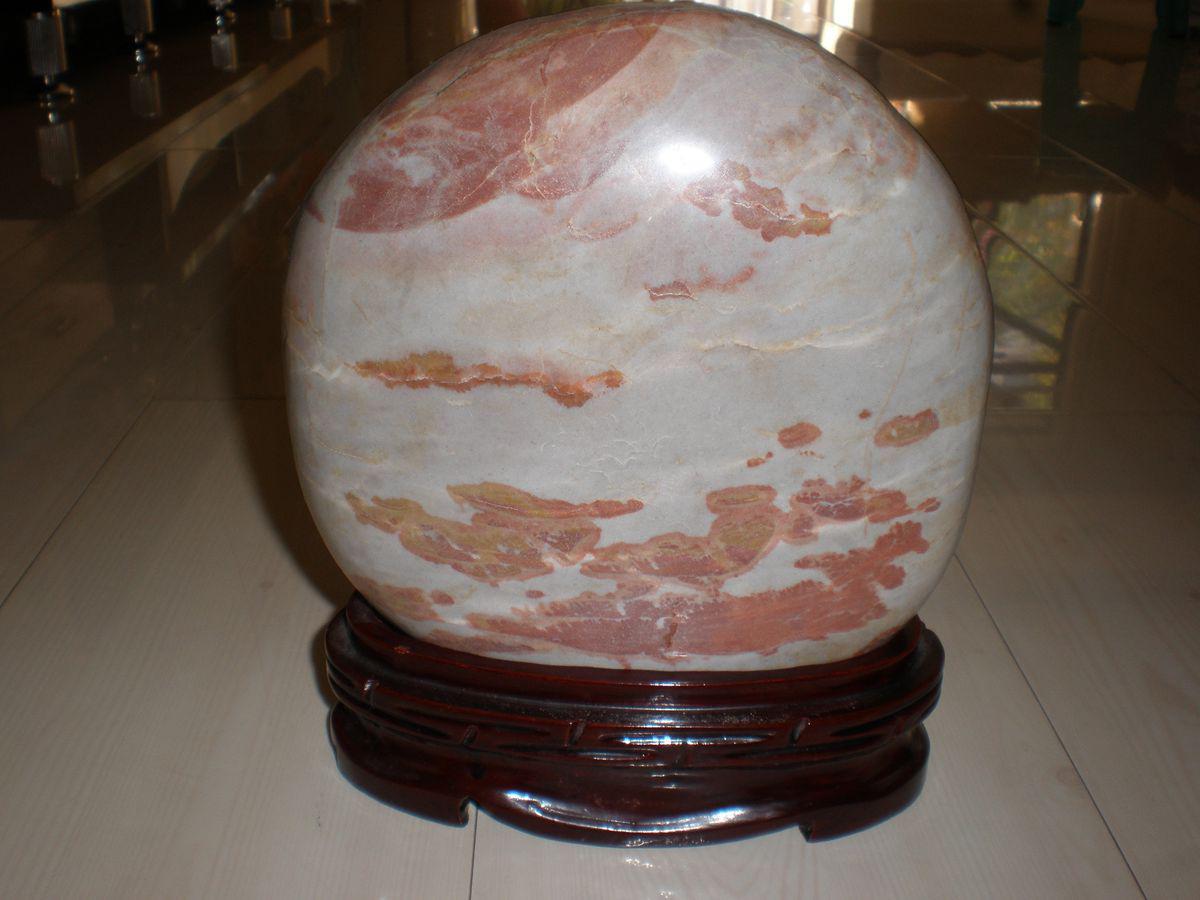 中国名石:清江石原石红色双面风景画面