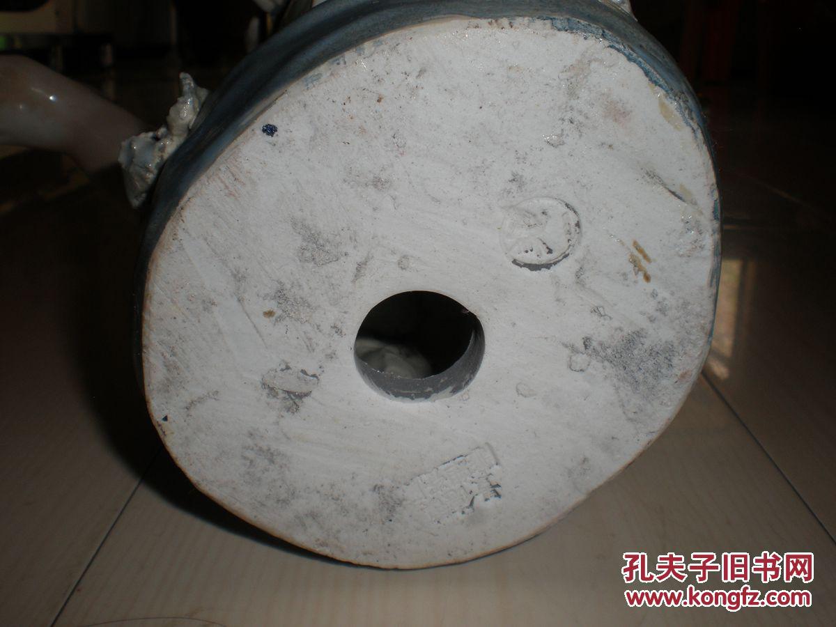 解放初期老厂货雕塑瓷:景德镇雕塑瓷厂美一款刘海戏金蟾瓷雕