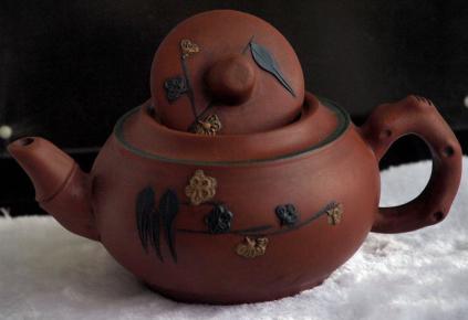 梅花图淅江宜兴紫砂壶_工匠潘杏华_孔夫子旧书网