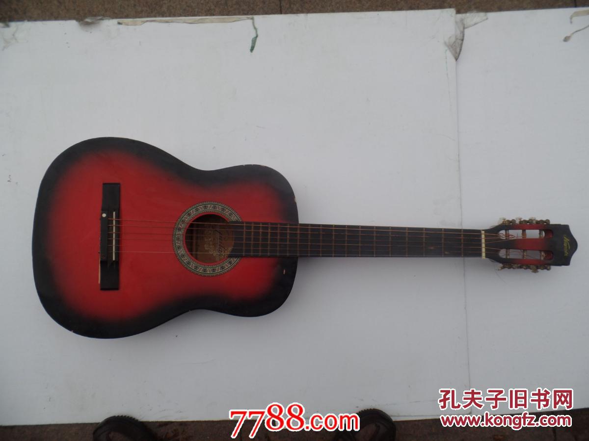 红棉吉他MG812图片