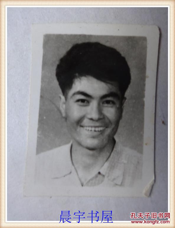 黑白老照片 男士半身留影11