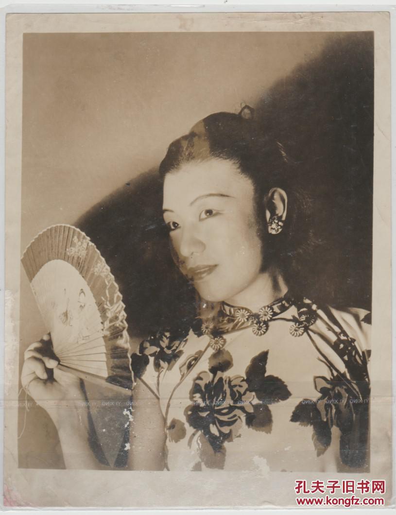 王莹大相片-放下你的鞭子来的主人翁 拍品编号:21156184